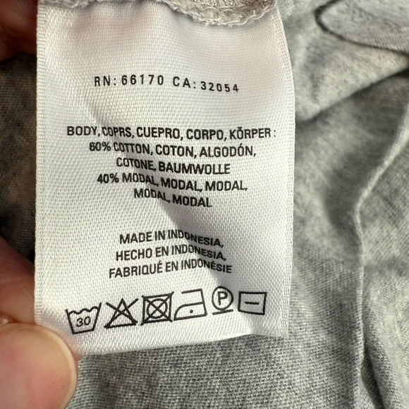 Anthropologie Postage Stamp Gray Floral V Neck Jersey T Shirt Large Bohemian - Picture 7 of 9